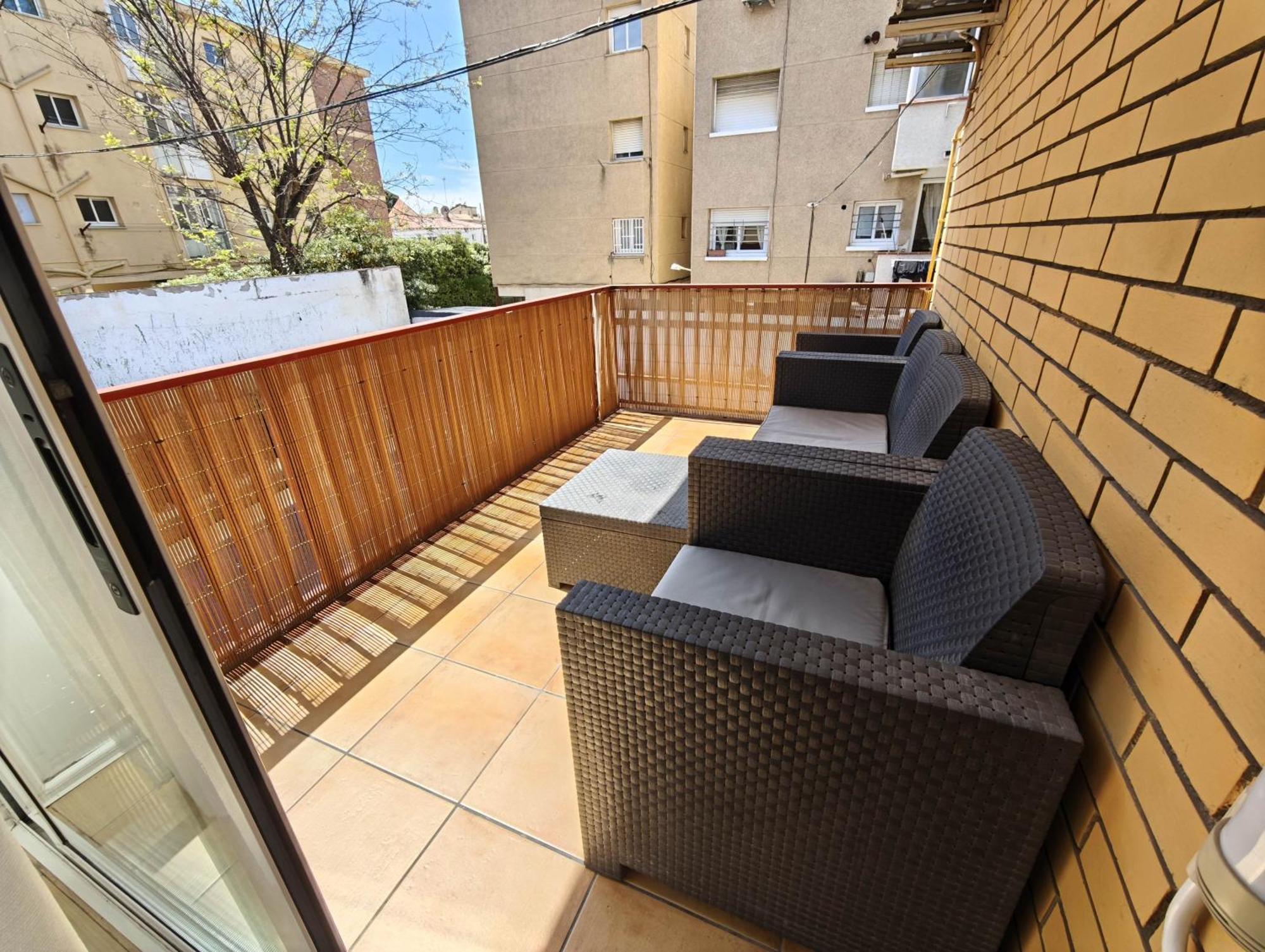Apartamento Playa Con Piscina Parking Y 2 Habitac Castelldefels Exteriör bild